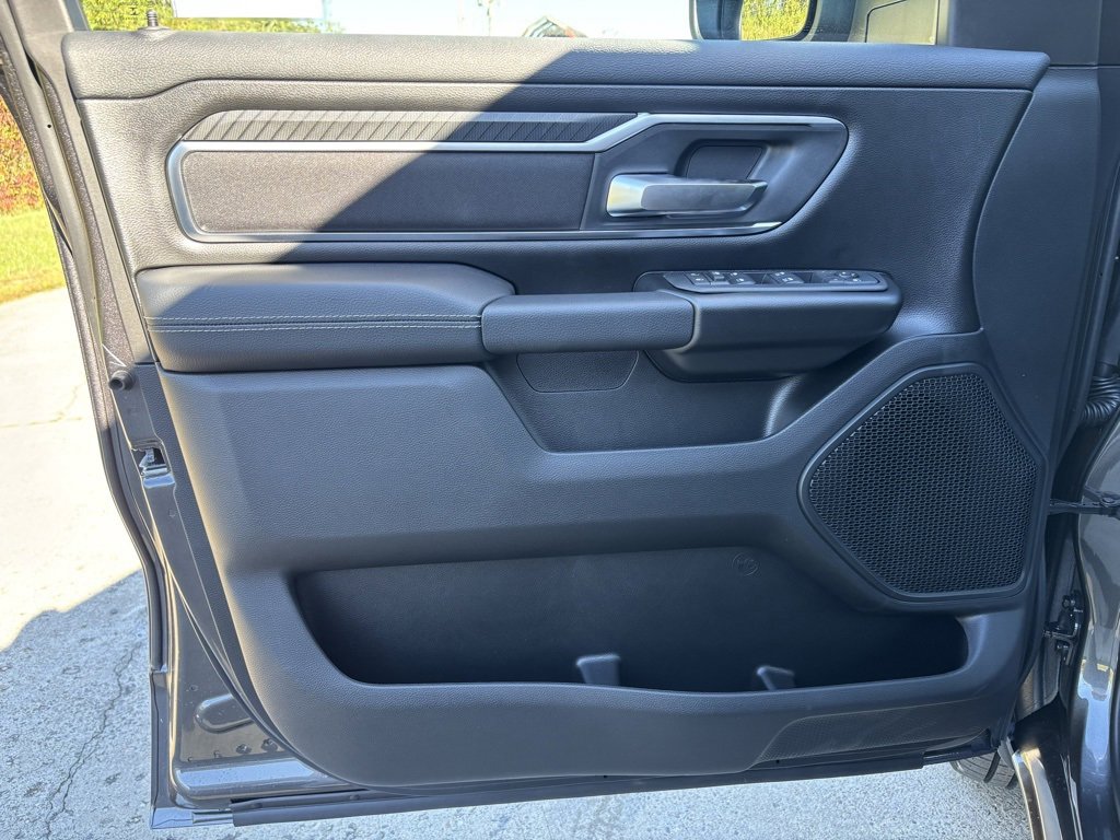 New 2026 RAM 1500 4x4 Crew Cab image 20