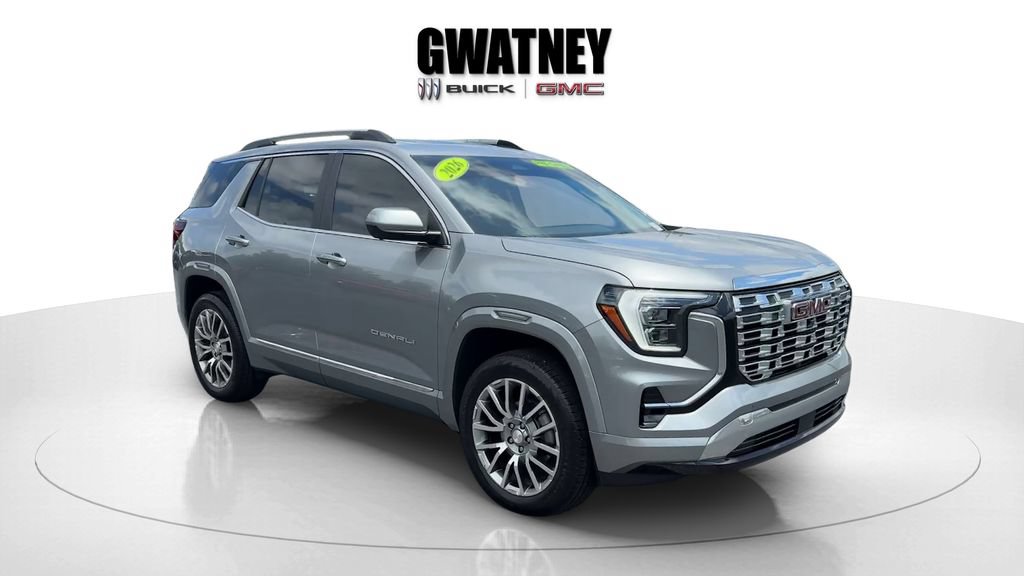 Used 2026 GMC Terrain Denali AWD/4WD image 3