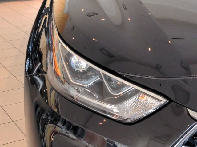 Used 2021 Toyota Highlander Limited image 10