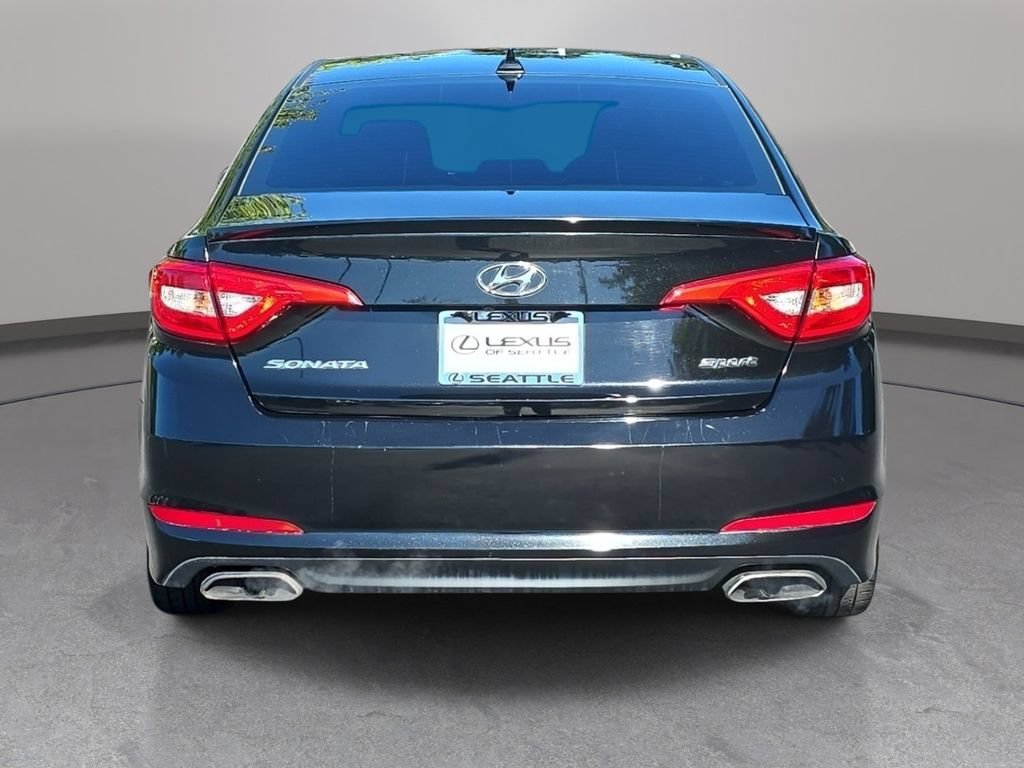 Used 2015 Hyundai Sonata Sport w/ Option Group 03 FWD image 6