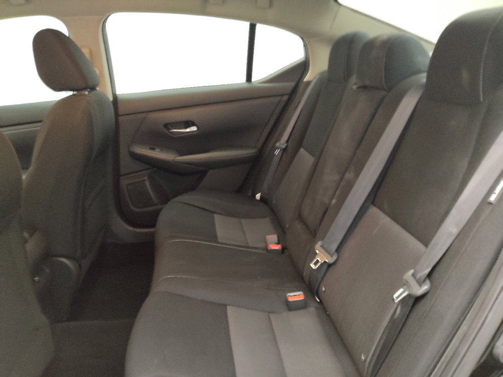 Used 2021 Nissan Sentra SV FWD image 18