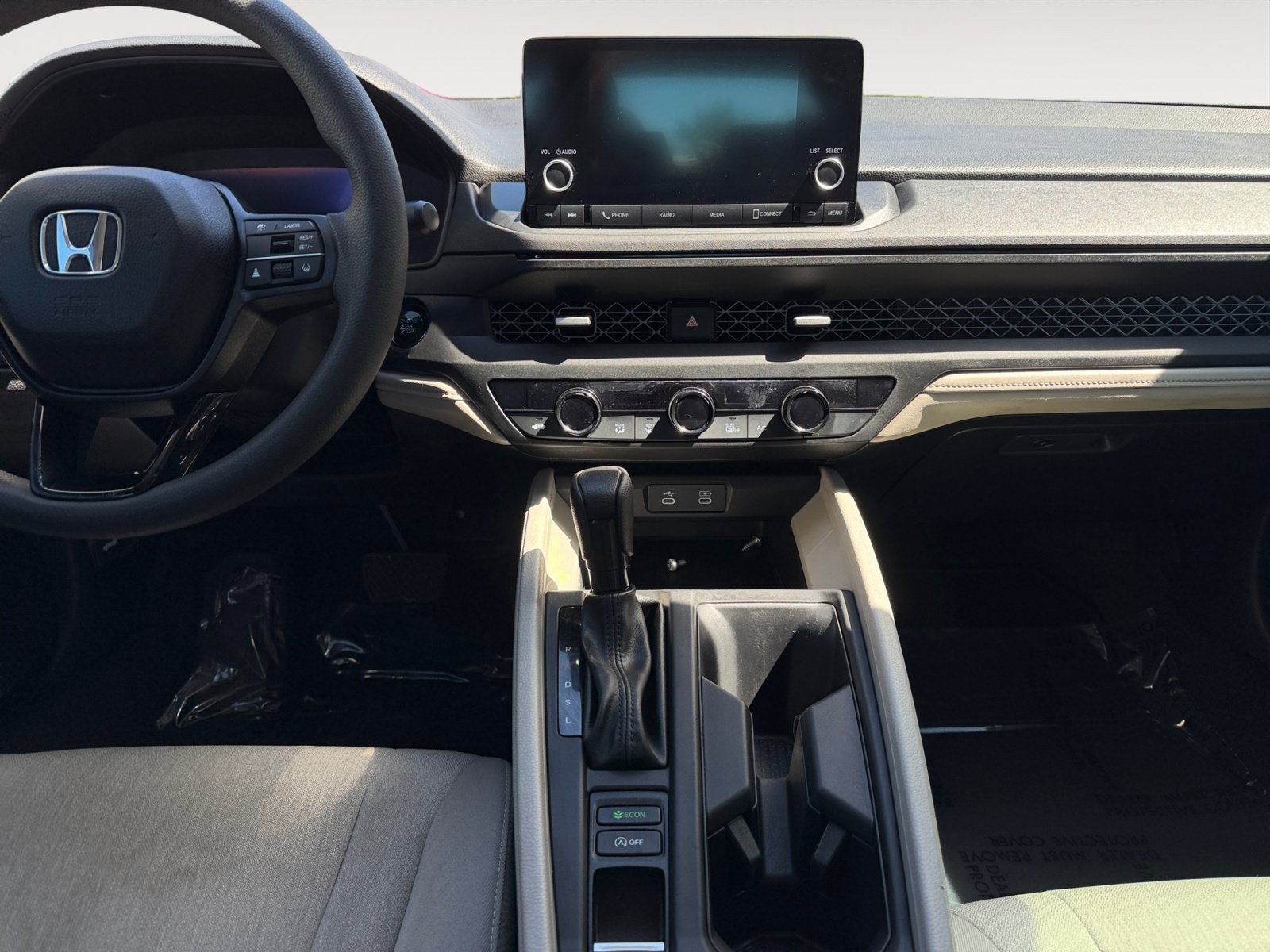 Used 2023 Honda Accord EX image 11