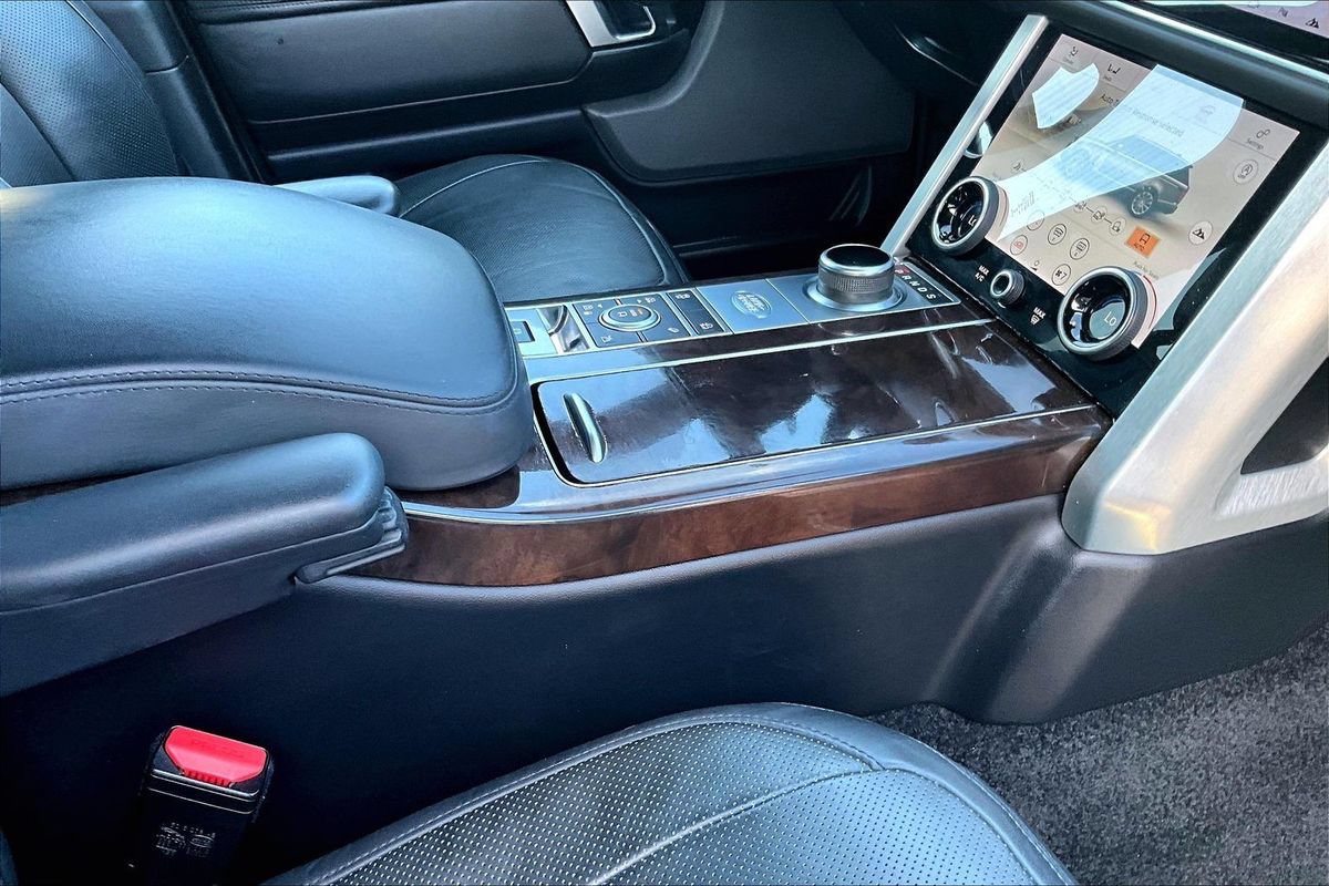 Used 2019 Land Rover Range Rover Supercharged AWD/4WD image 31