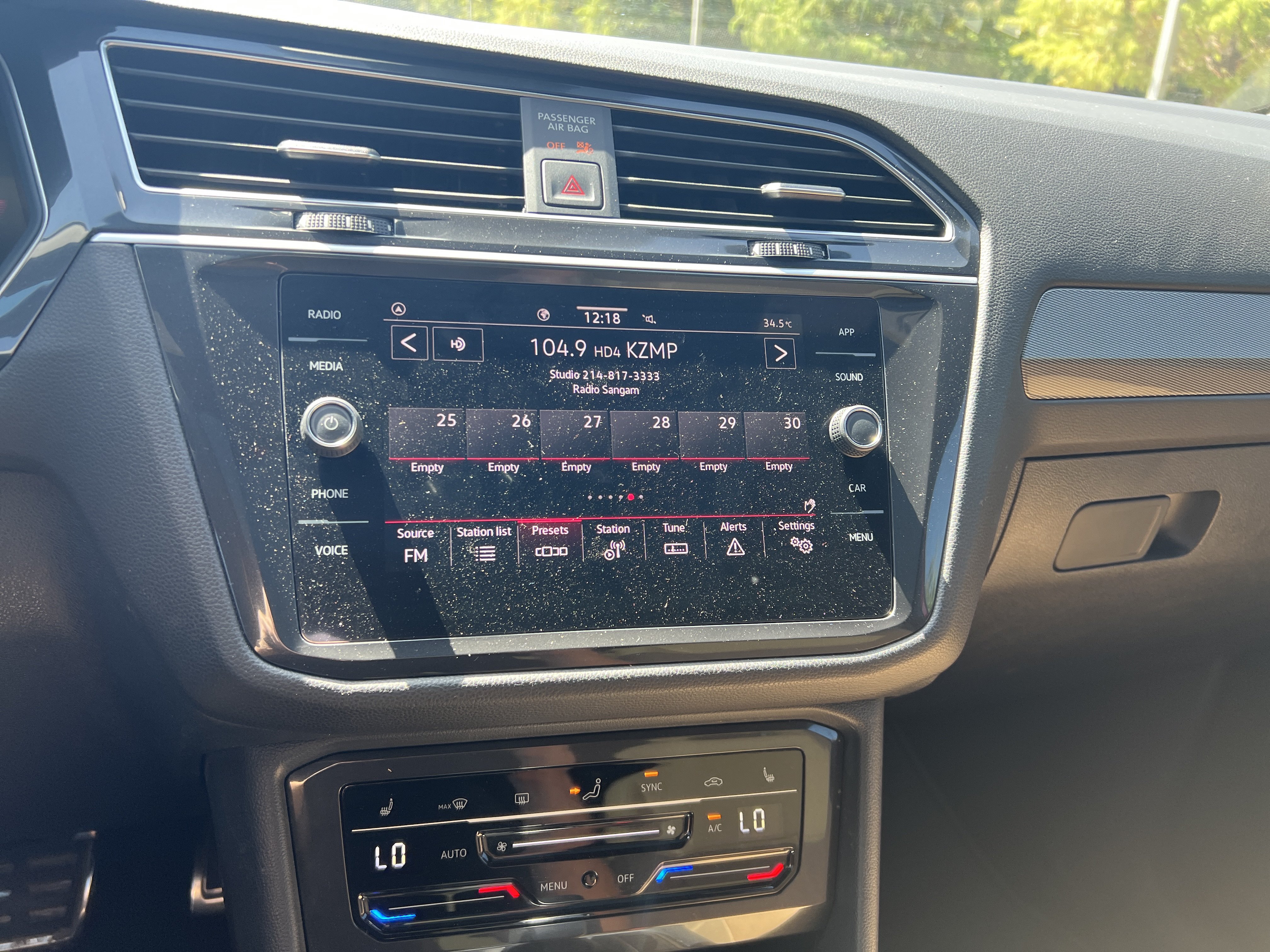Used 2024 Volkswagen Tiguan SE R-Line FWD image 20