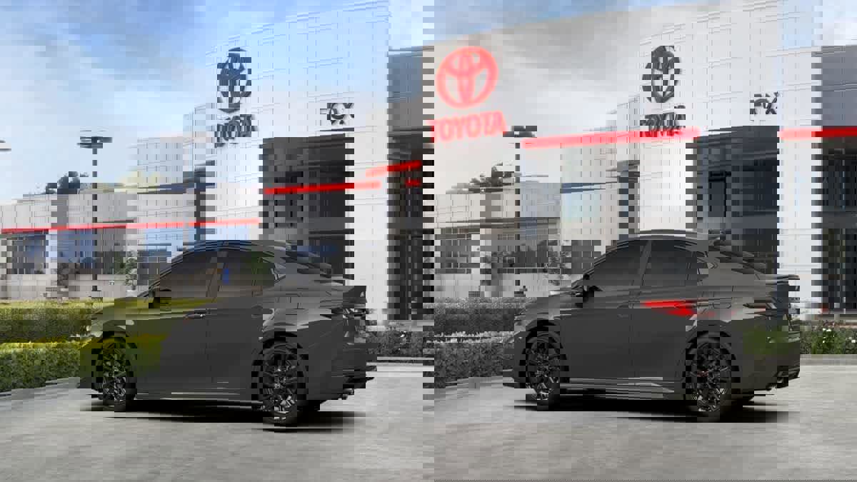 New 2026 Toyota Camry SE FWD image 5