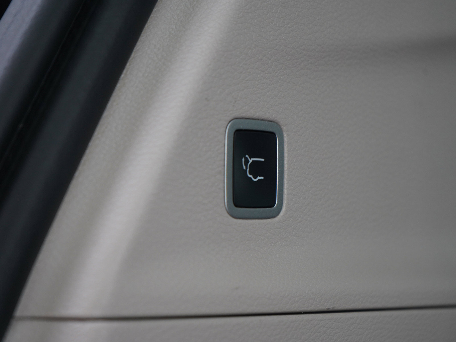Used 2023 Chrysler Pacifica Limited FWD image 21