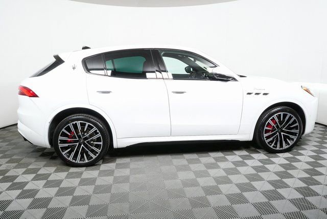 Used 2023 Maserati Grecale Modena image 34
