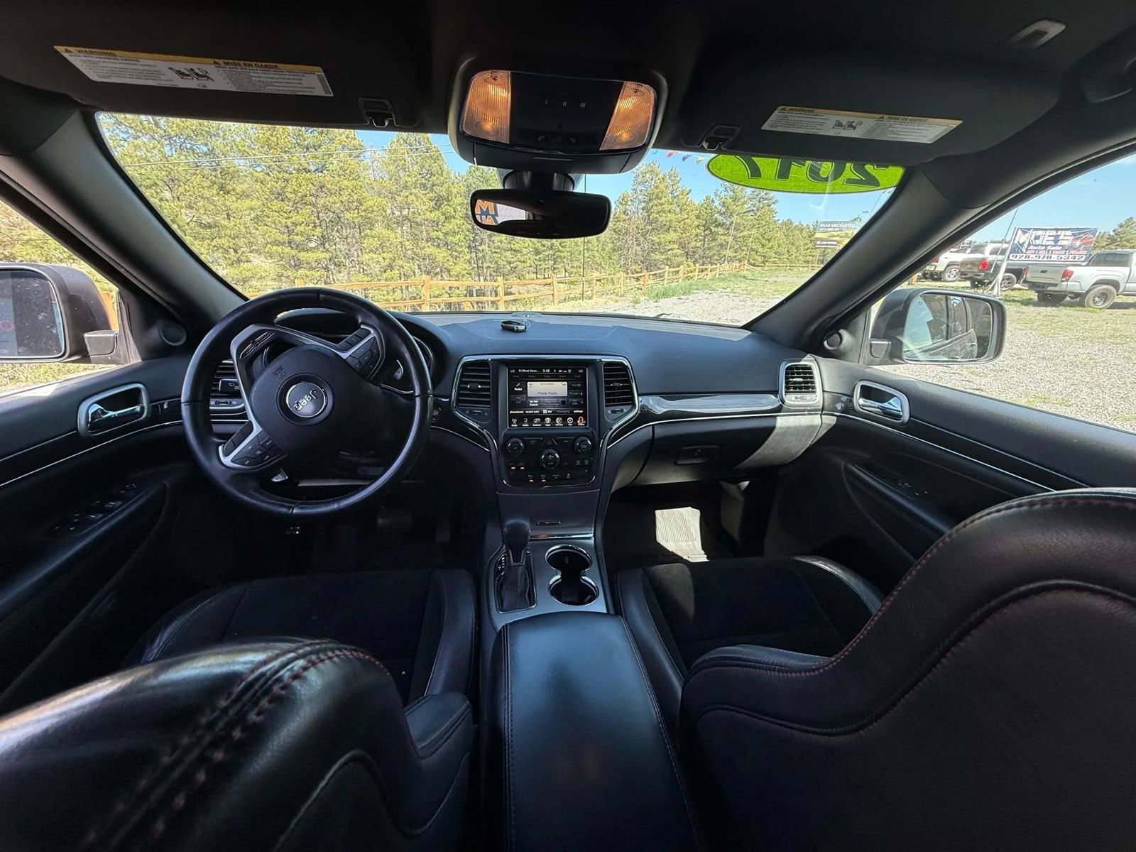 Used 2017 Jeep Grand Cherokee Trailhawk image 8