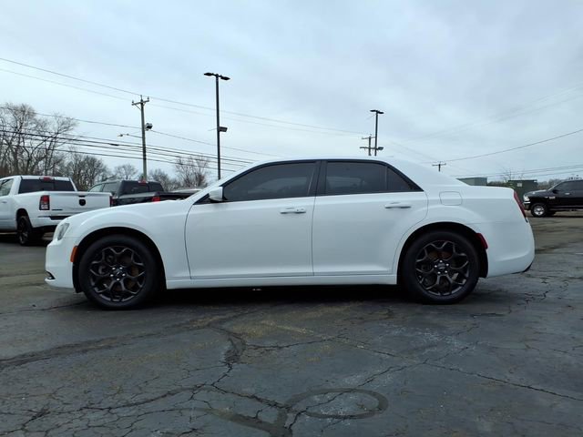 Used 2019 Chrysler 300 S image 6