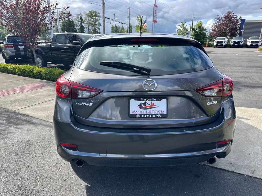 Used 2017 MAZDA MAZDA3 Sport FWD image 4