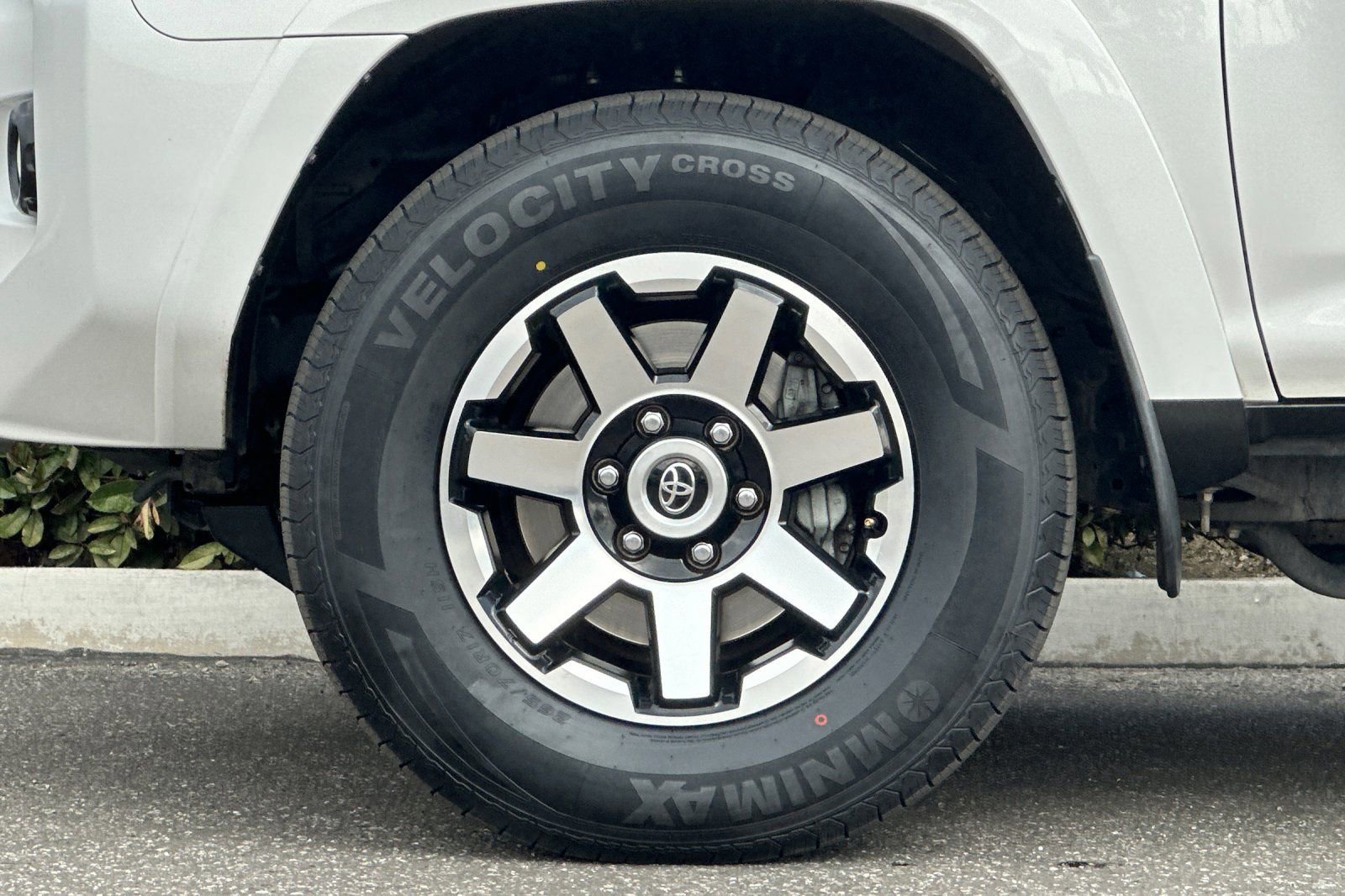 Used 2019 Toyota 4Runner TRD Off-Road Premium image 29