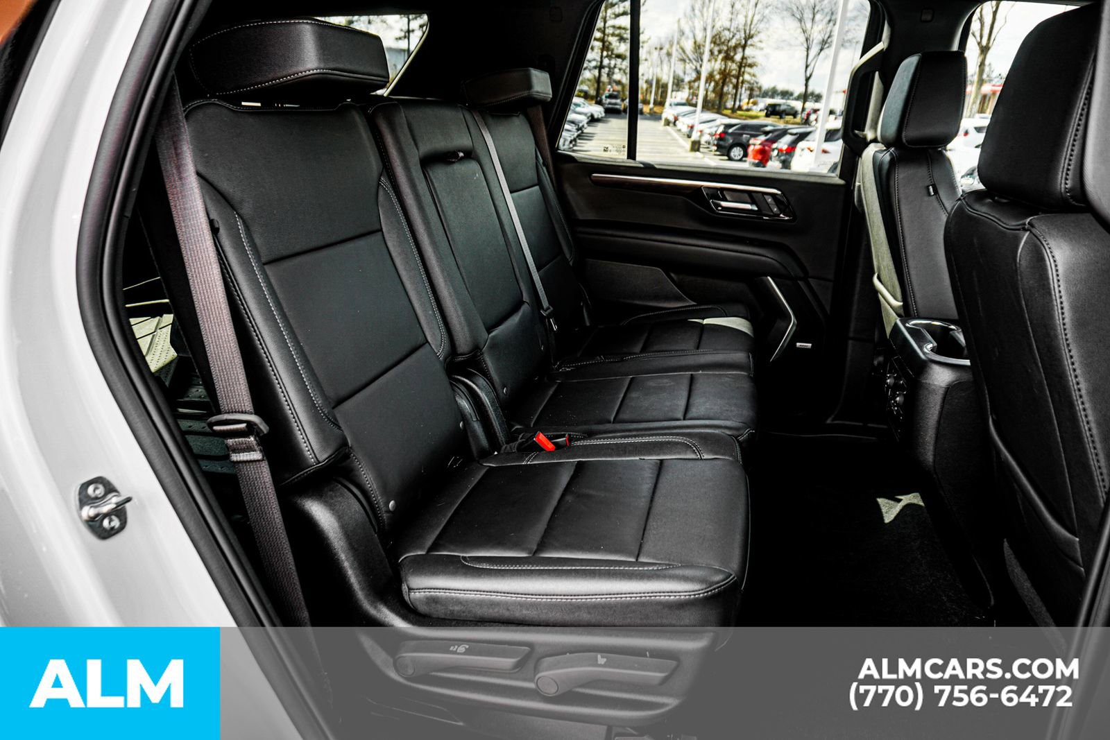 Used 2025 Chevrolet Tahoe Z71 w/ Comfort Package image 24
