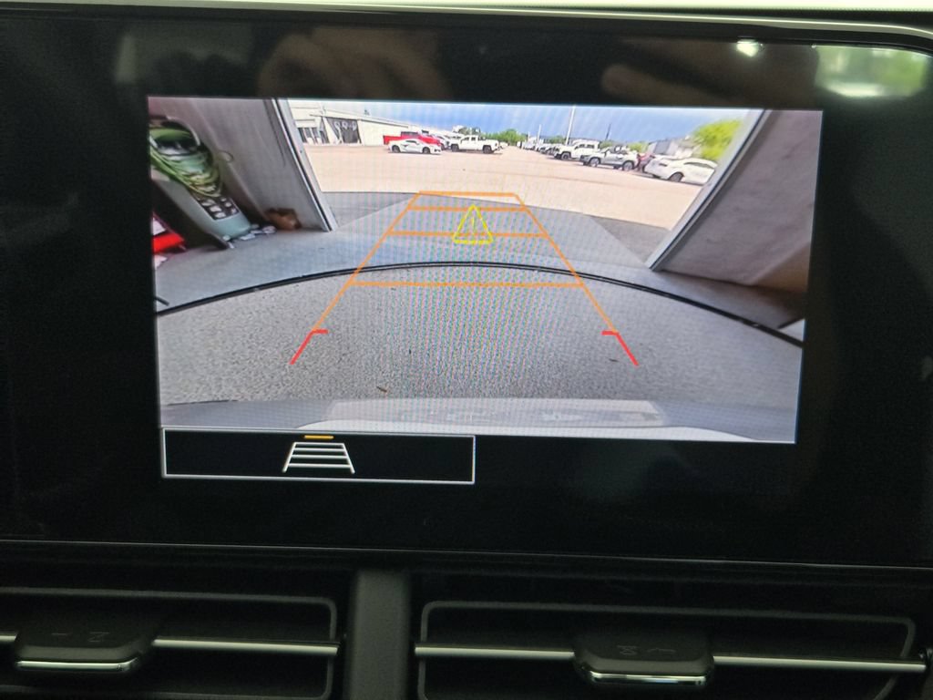 New 2026 Chevrolet Trax LS w/ LS Convenience Package FWD image 19
