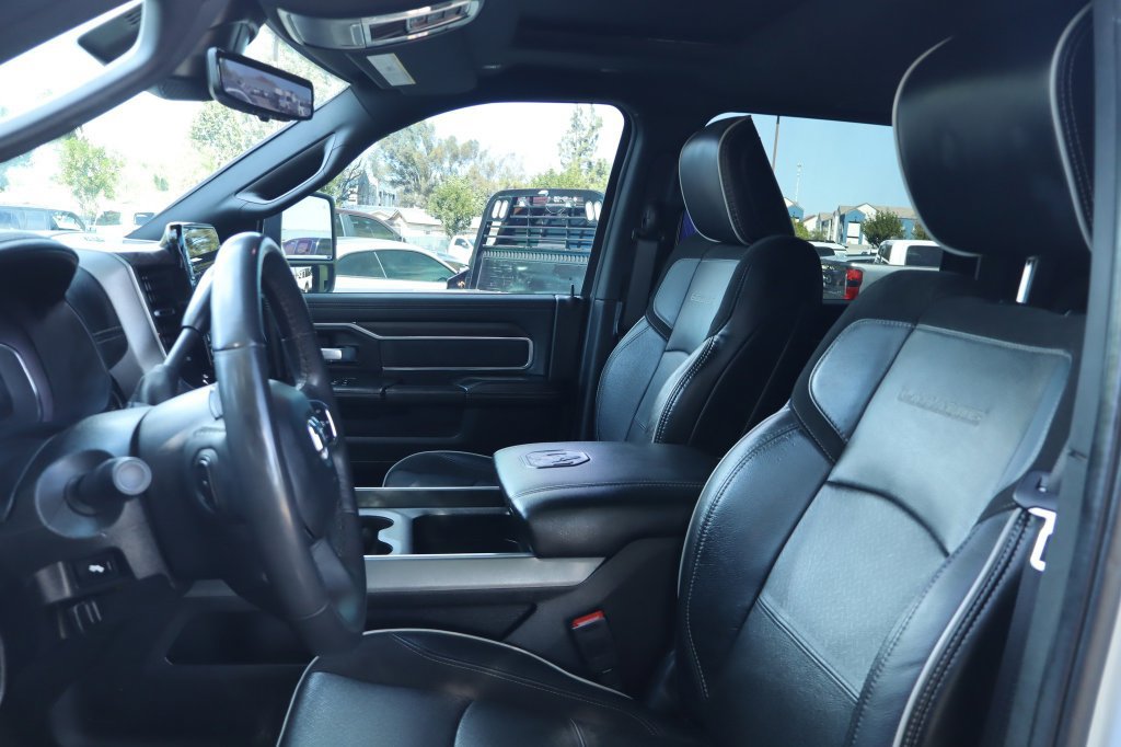 Used 2025 RAM 2500 Laramie AWD/4WD image 25
