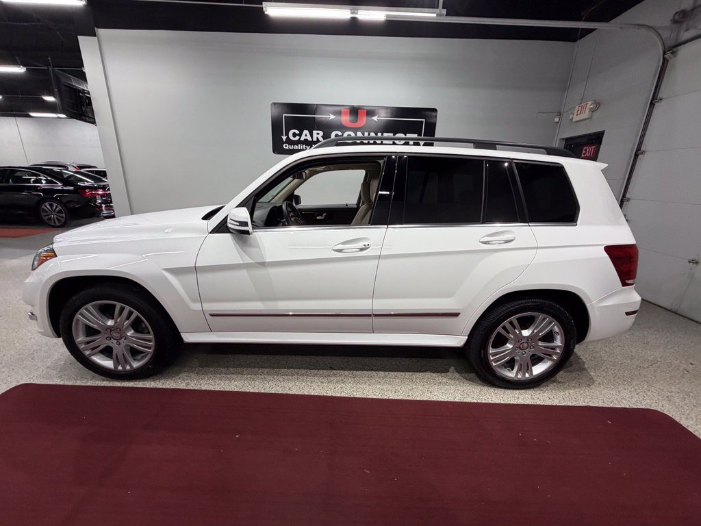 Used 2013 Mercedes-Benz GLK 350 4MATIC image 16