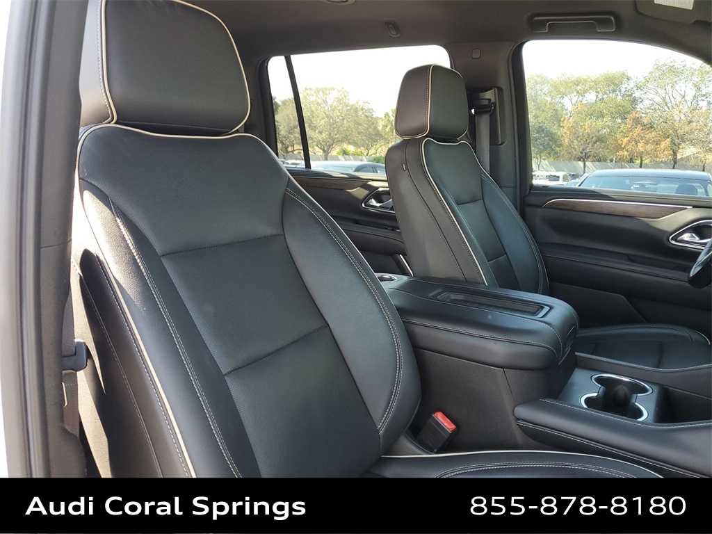 Used 2021 Chevrolet Suburban Premier image 21