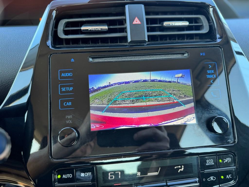 Used 2017 Toyota Prius One FWD image 4