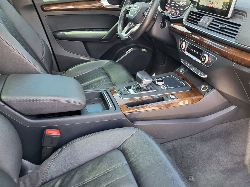 Used 2018 Audi Q5 2.0T Premium Plus w/ Premium Plus Package image 19