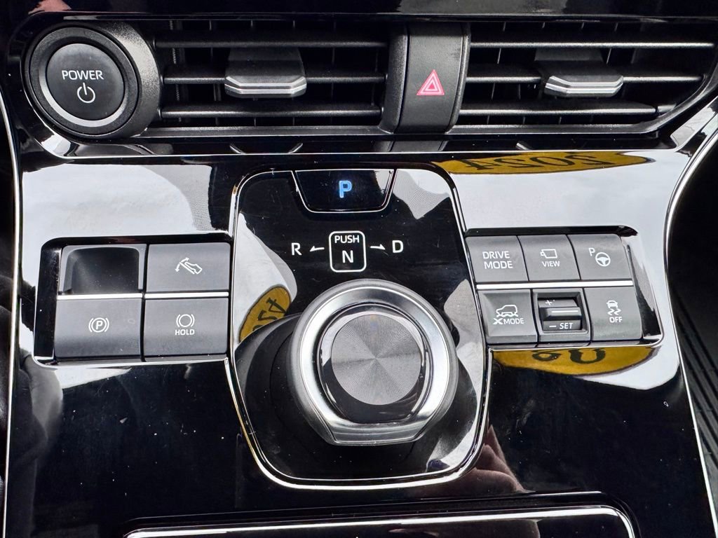 Used 2024 Subaru Solterra Touring image 27