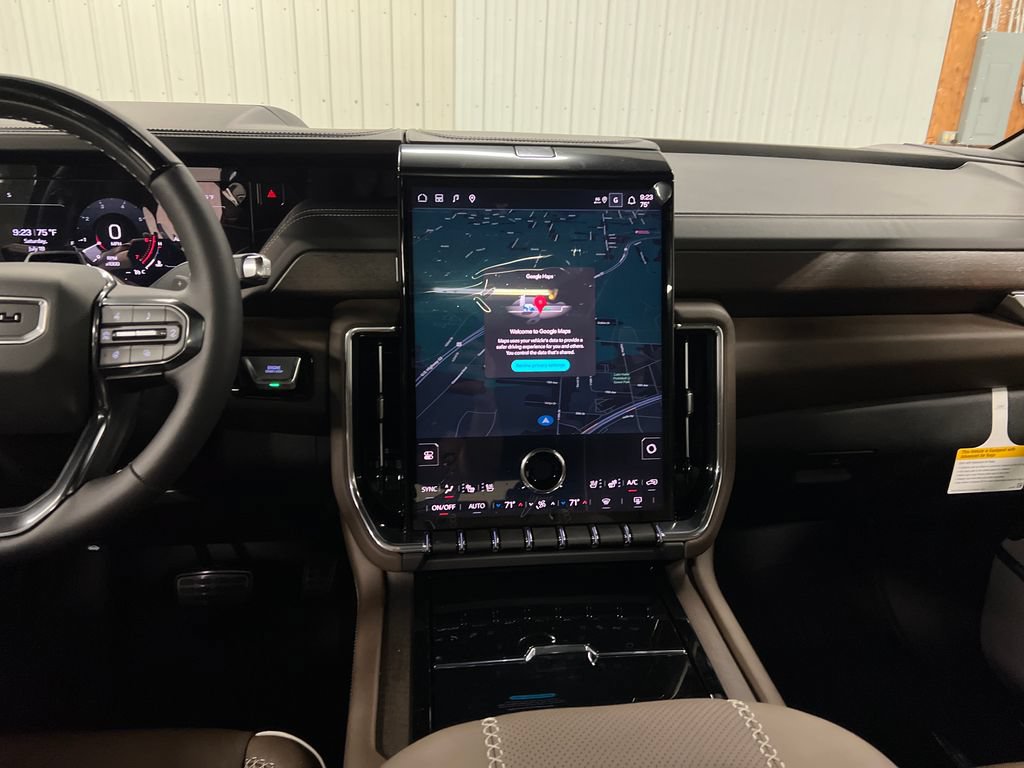 New 2026 GMC Yukon XL Denali Ultimate w/ LPO, Floor Liner Package AWD/4WD image 23
