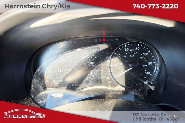 Used 2024 Nissan Kicks SR w/ SR Premium Package FWD image 10