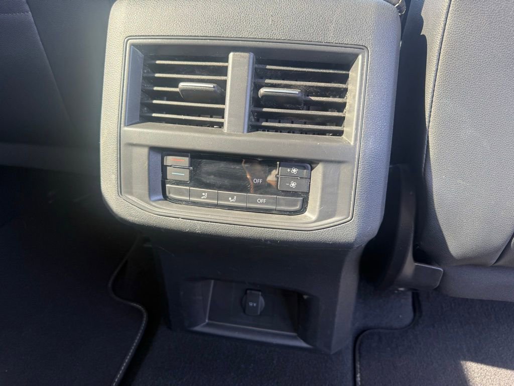 Used 2023 Volkswagen Atlas SE image 15