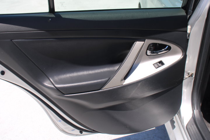 Used 2007 Toyota Camry SE FWD image 13