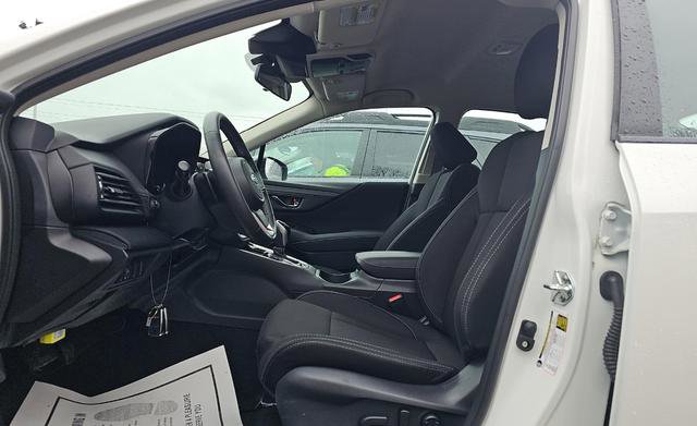 Used 2025 Subaru Legacy Premium image 6