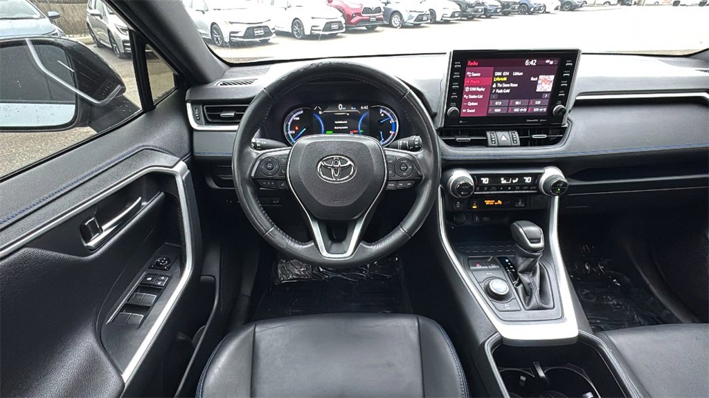 Used 2022 Toyota RAV4 XSE image 27