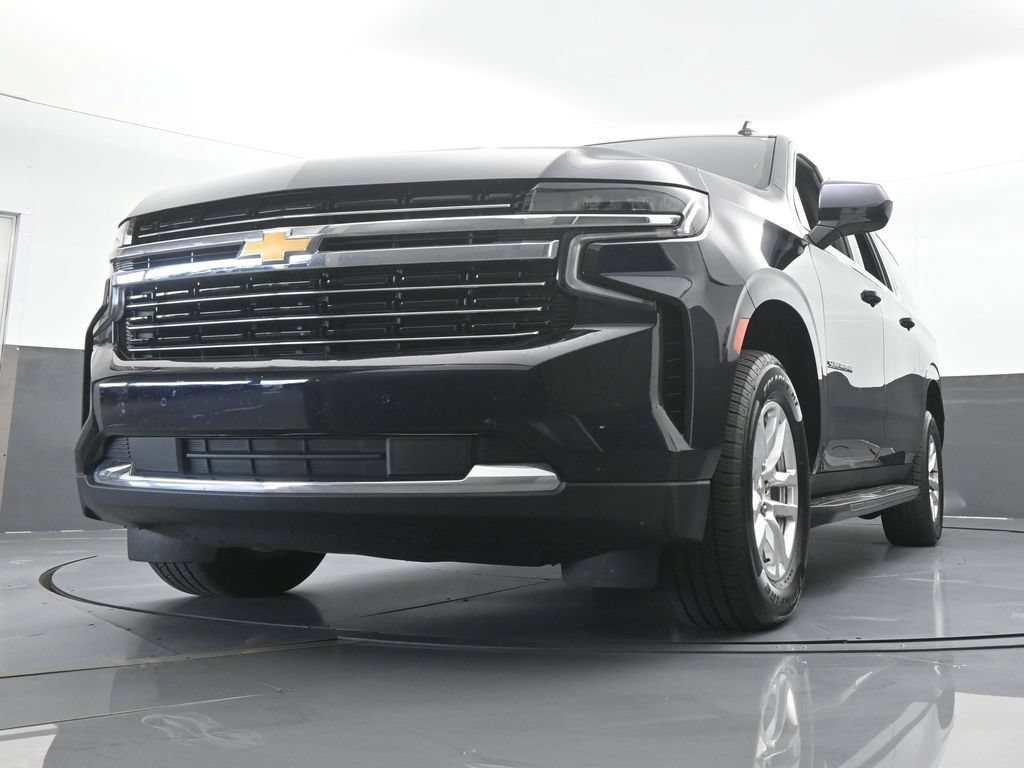 Used 2024 Chevrolet Suburban LT AWD/4WD image 57