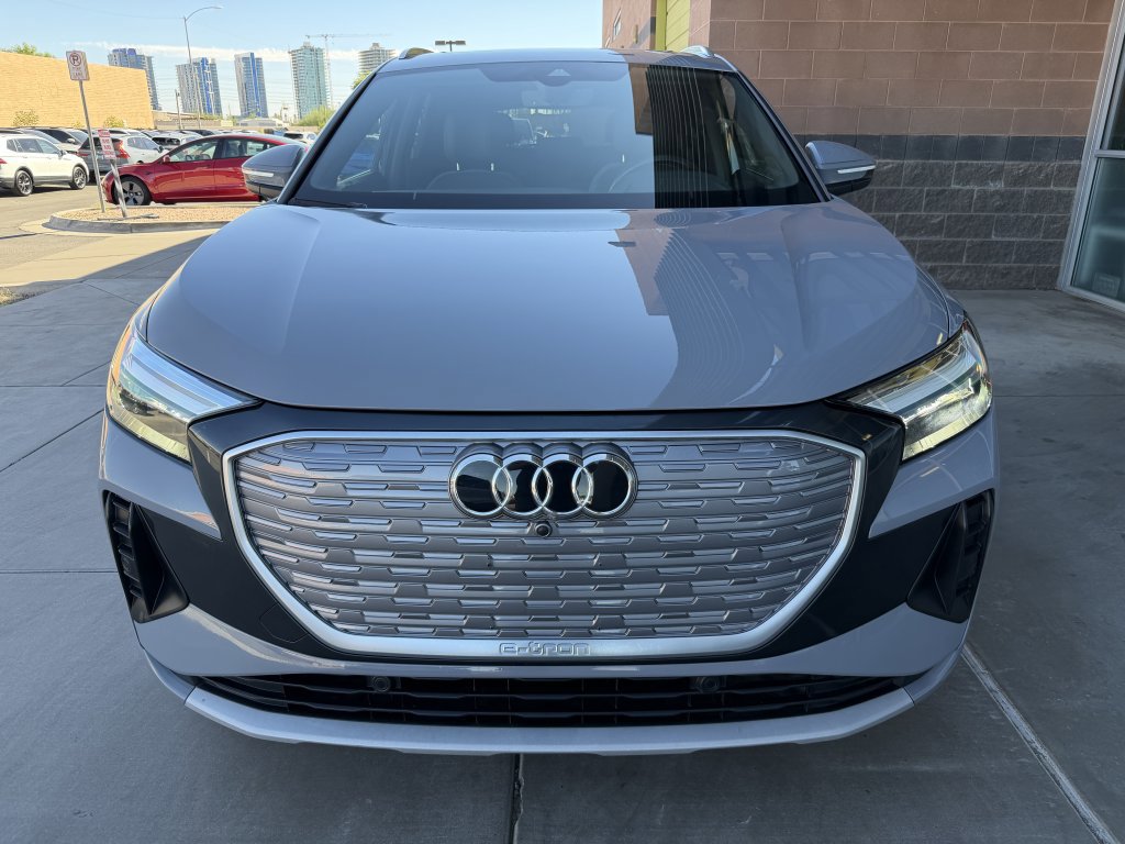 Used 2024 Audi Q4 e-tron Premium w/ Convenience Package image 10