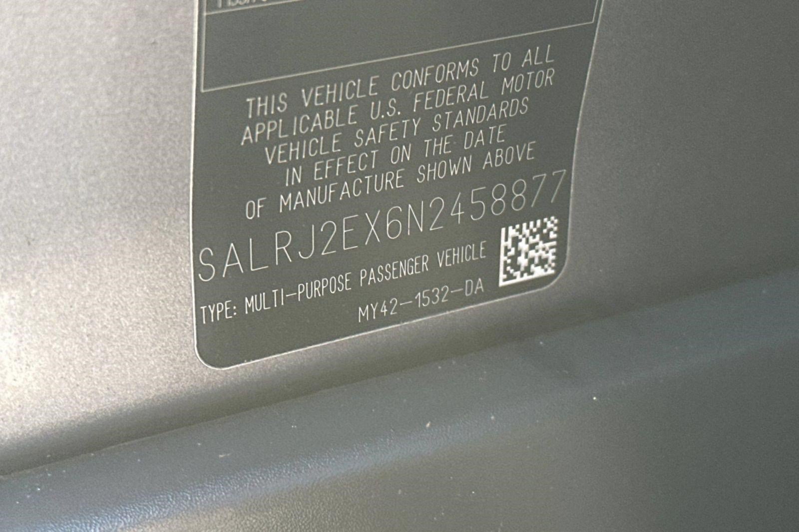 Used 2022 Land Rover Discovery S AWD/4WD image 38