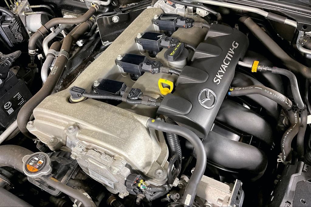 Used 2020 MAZDA MX-5 Miata RF Club RWD image 29
