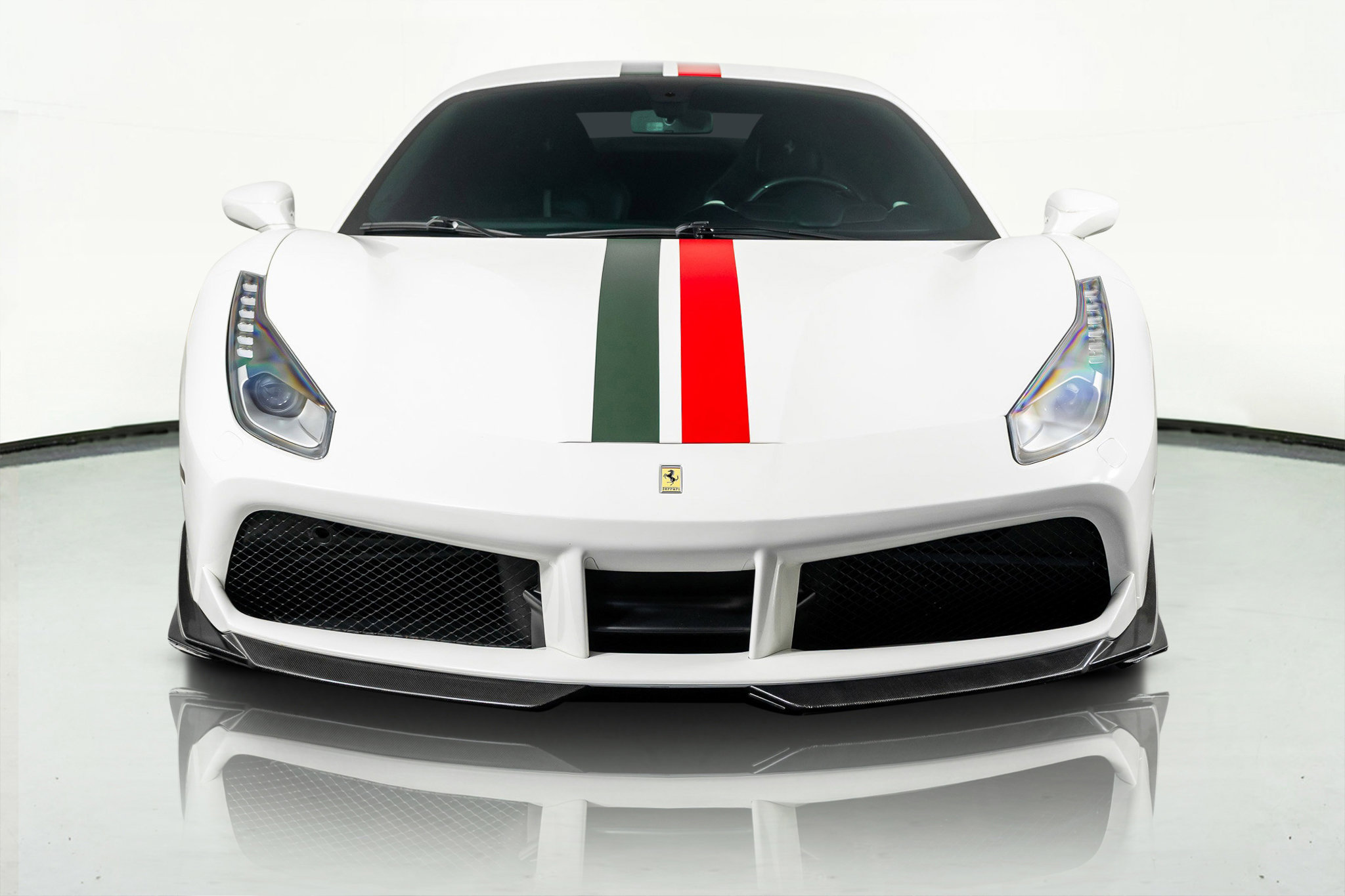 Used 2016 Ferrari 488 GTB Coupe Modified image 25