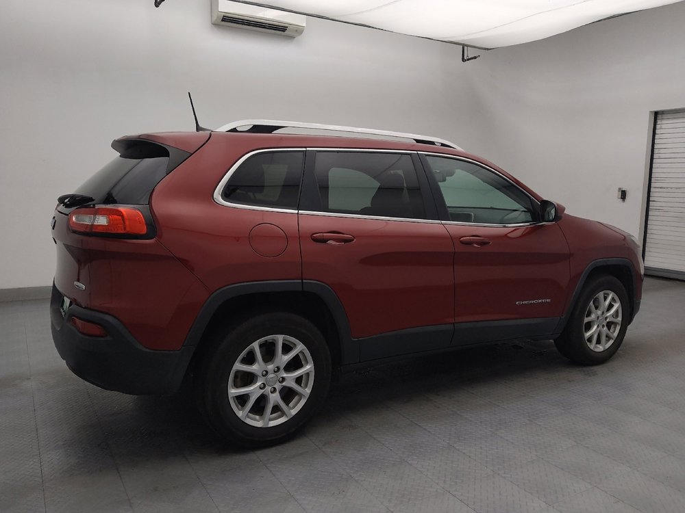 Used 2016 Jeep Cherokee Latitude w/ Cold Weather Group image 10