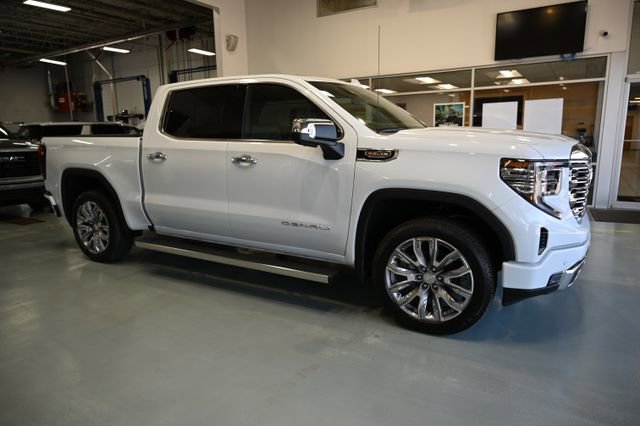 New 2026 GMC Sierra 1500 Denali w/ Denali Reserve Package AWD/4WD image 12