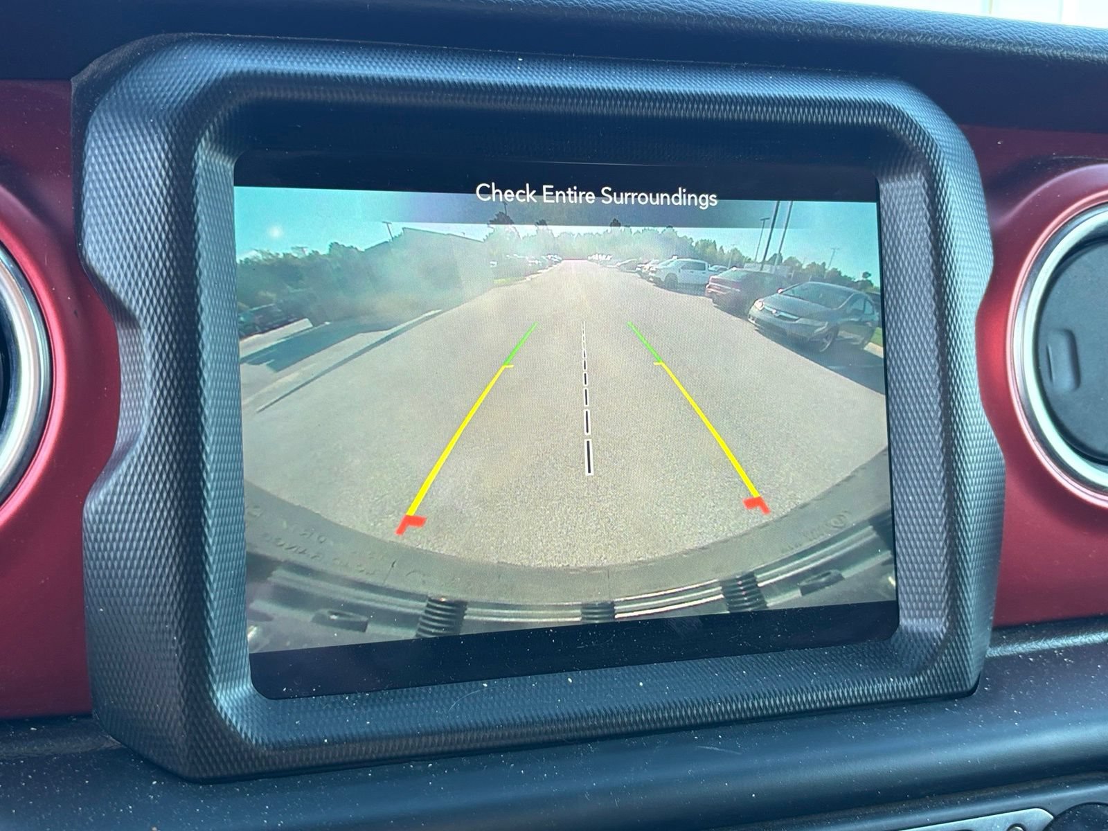 Used 2022 Jeep Wrangler Rubicon AWD/4WD image 12