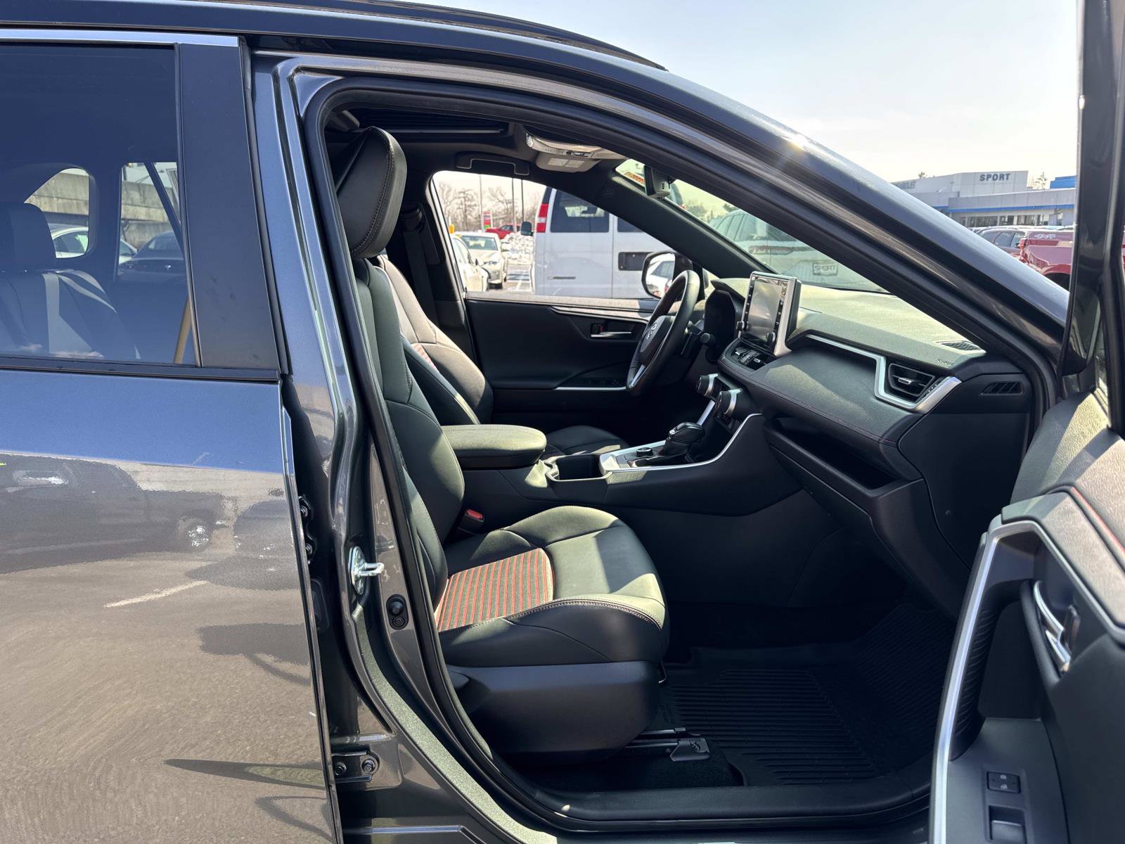 Used 2022 Toyota RAV4 XSE w/ Weather Package image 15