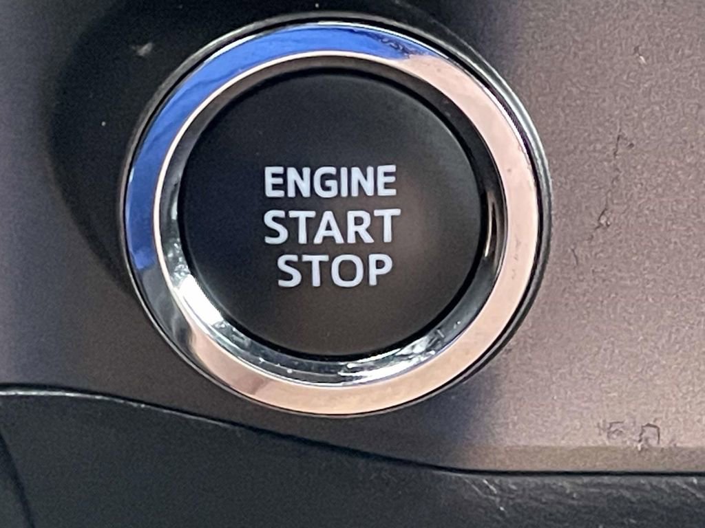 Used 2022 Toyota Tacoma TRD Off-Road w/ TRD Premium Off Road Package image 37