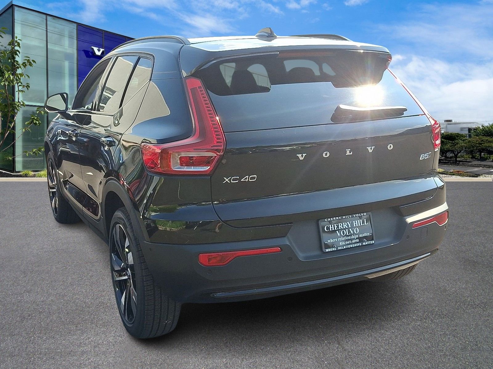 New 2026 Volvo XC40 B5 Plus w/ Protection Package Premier image 4