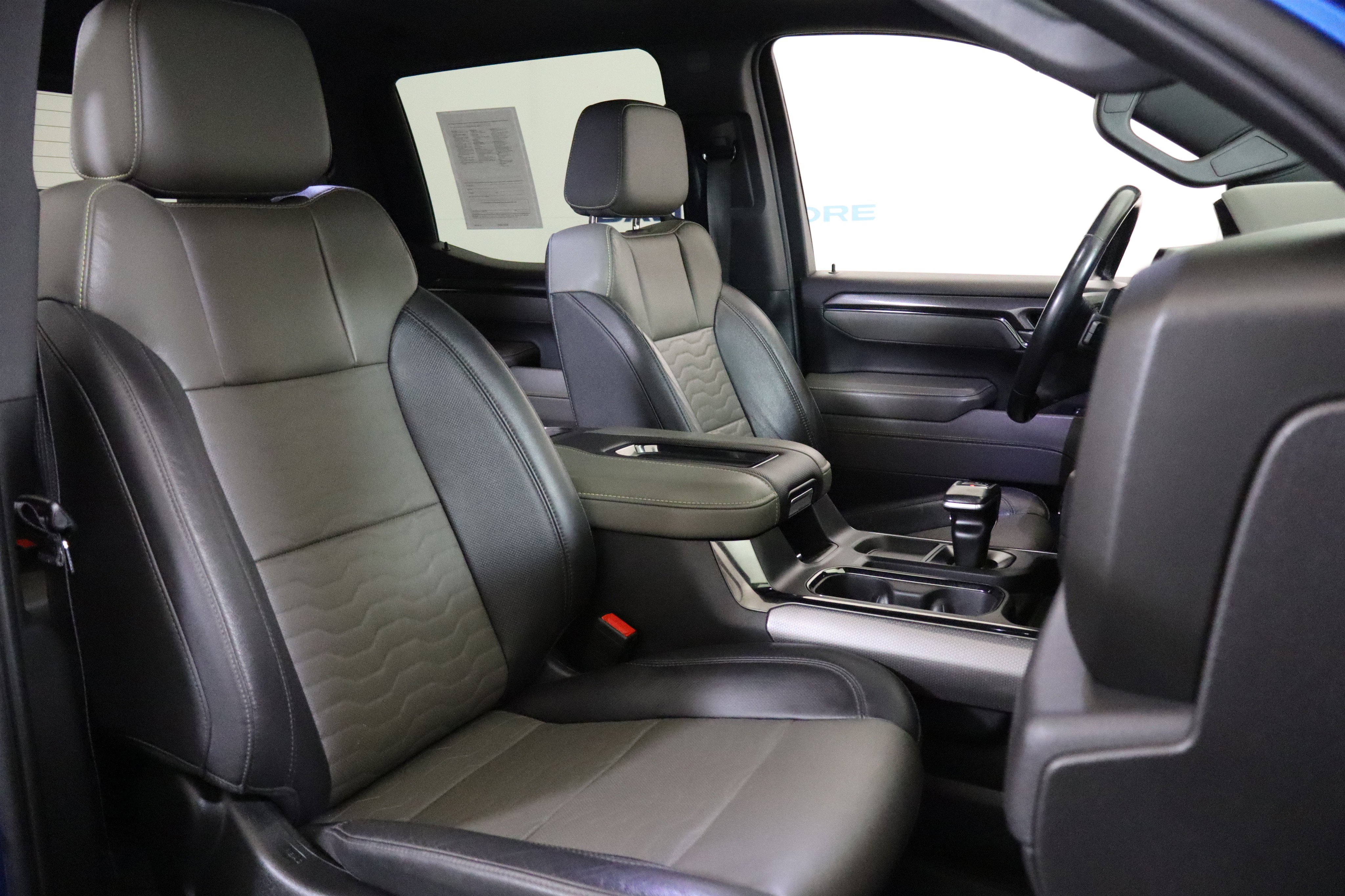 Used 2022 Chevrolet Silverado 1500 ZR2 w/ Technology Package image 20