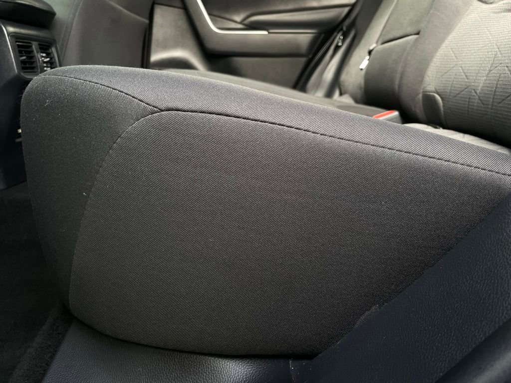 Used 2021 Toyota RAV4 XLE image 38