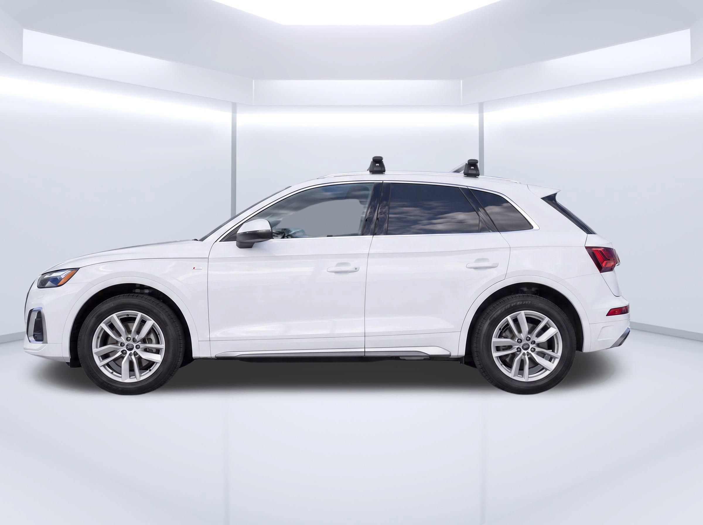 Used 2023 Audi Q5 2.0T Premium w/ Convenience Package AWD/4WD image 6
