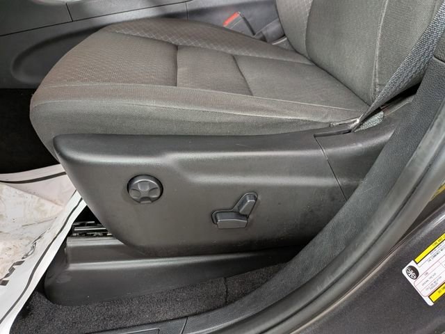 Used 2020 Jeep Grand Cherokee Laredo w/ Security & Convenience Group image 14