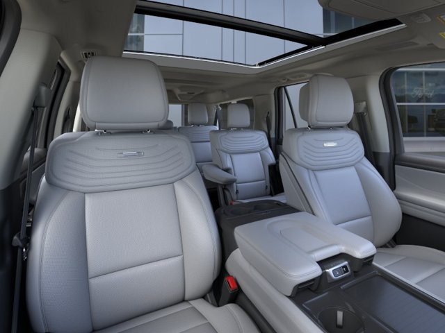 New 2026 Ford Expedition Max Platinum w/ Platinum Ultimate Package AWD/4WD image 10