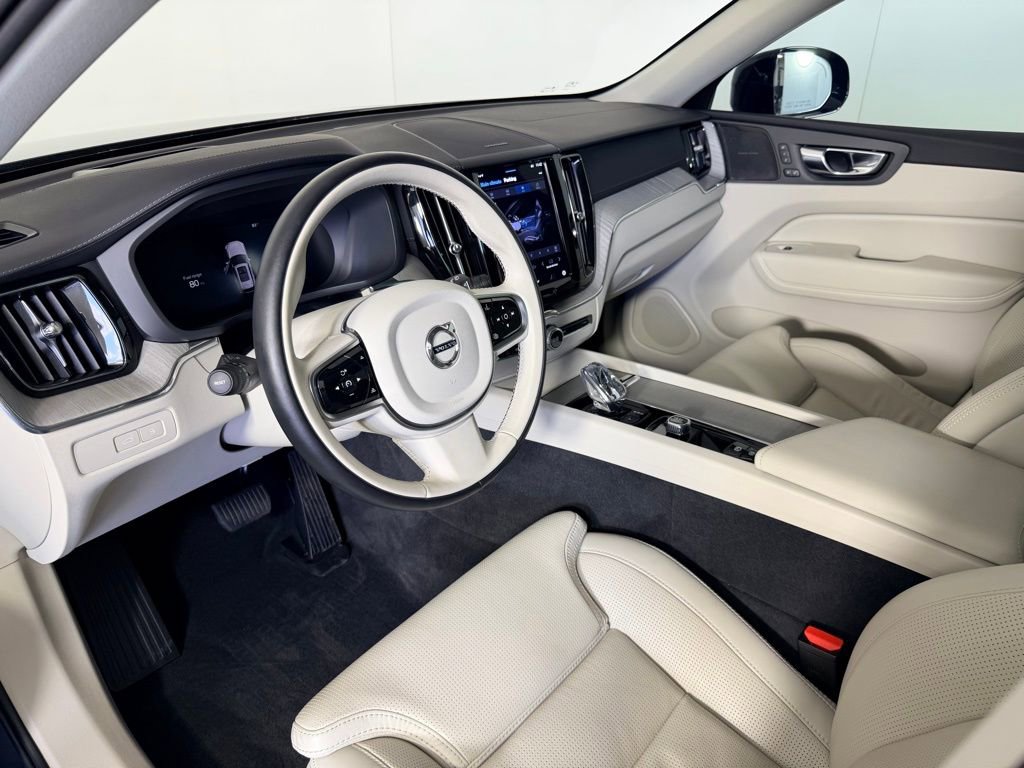 Used 2025 Volvo XC60 T8 Ultra w/ Protection Package Premier image 30