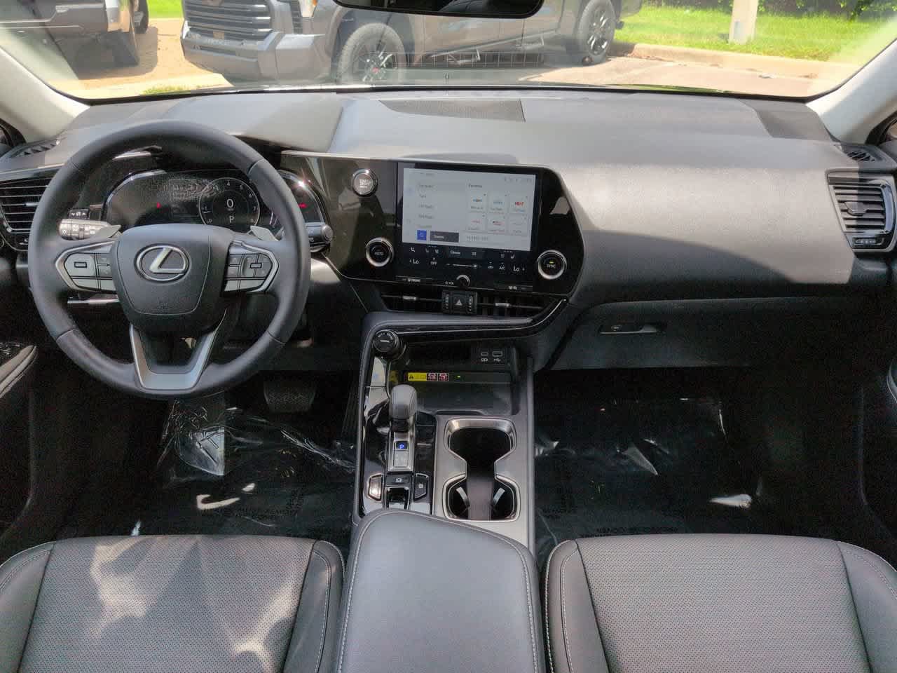Used 2024 Lexus NX 250 FWD image 14