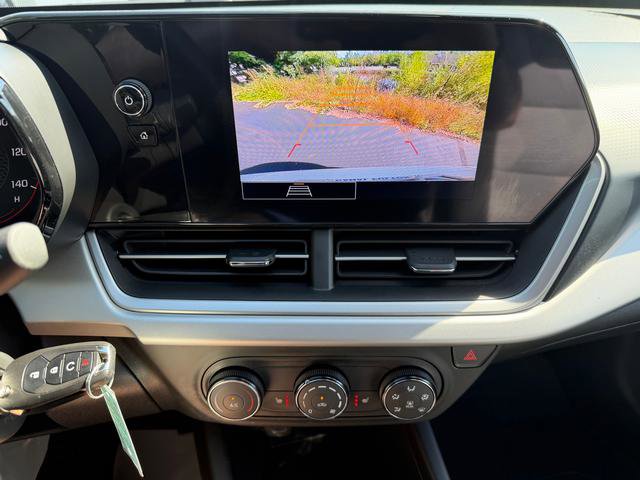 Used 2024 Chevrolet Trax RS image 21