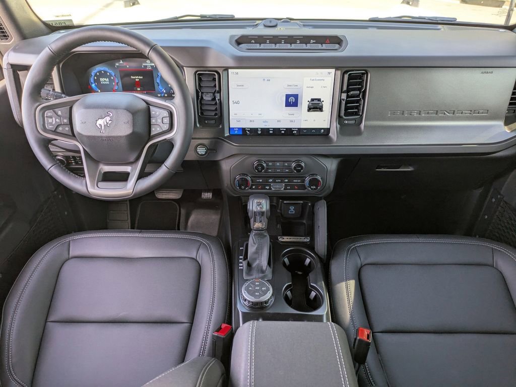 New 2025 Ford Bronco Badlands image 16