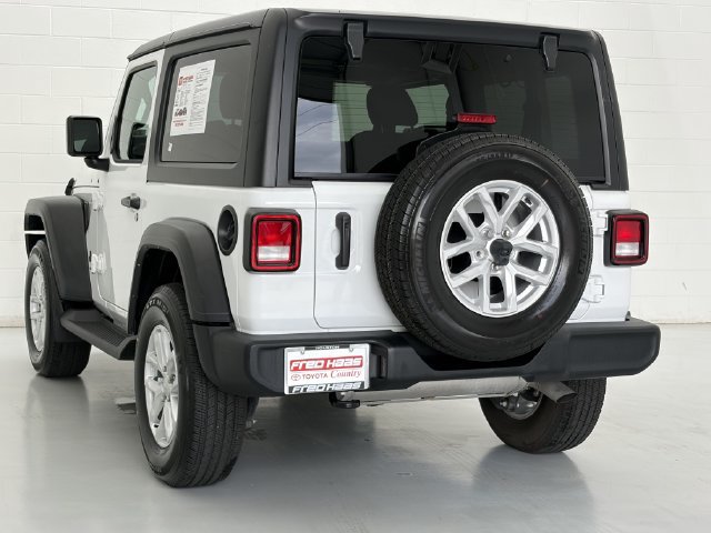 Used 2023 Jeep Wrangler Sport AWD/4WD image 6
